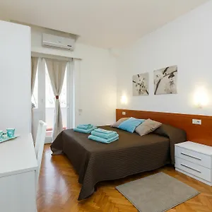 *** Affittacamere Trastevere Relais Italia